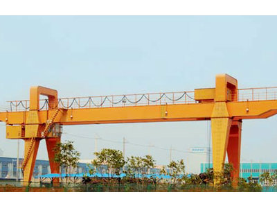 包廂雙梁門(mén)式起重機(jī)